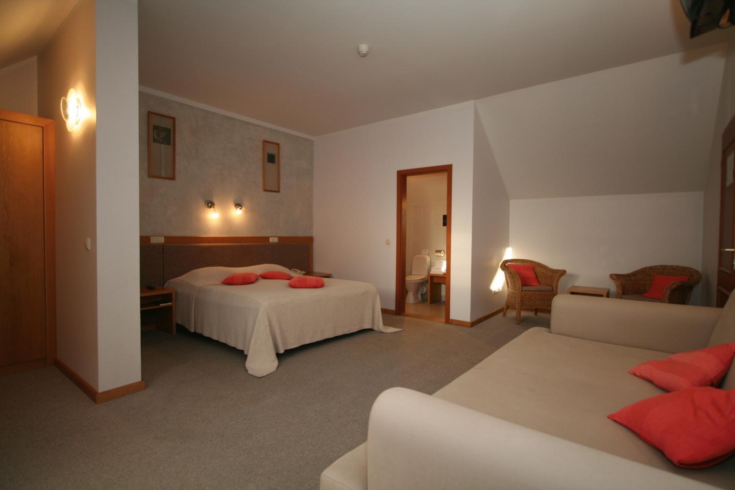 Hotel Sanvilla Sigulda Exteriör bild
